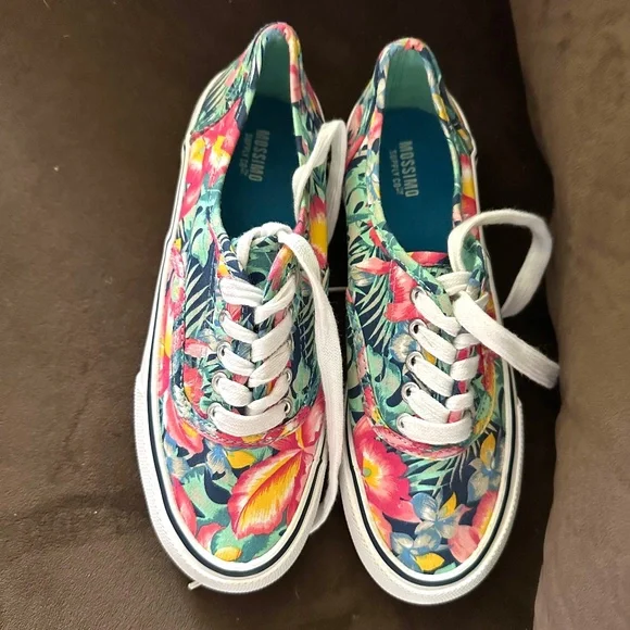 Mossimo Supply Co. Floral Print Canvas Shoes Sz 6 - Picture 3 of 7
